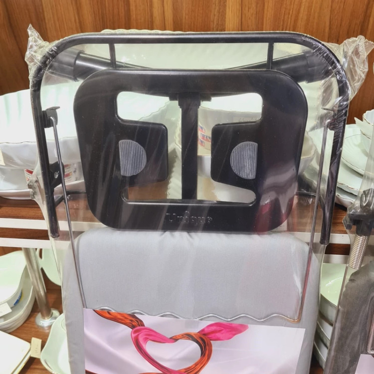 میز اتو un-7071