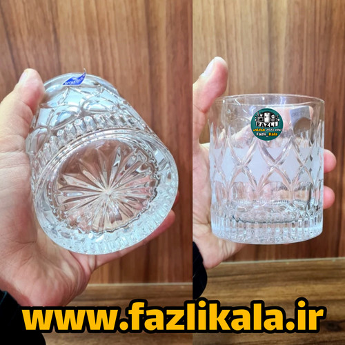 نیم لیوان انجلیکا